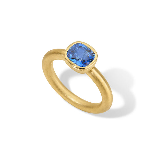 Lady Ring 1.73ct Blue Sapphire Cushion