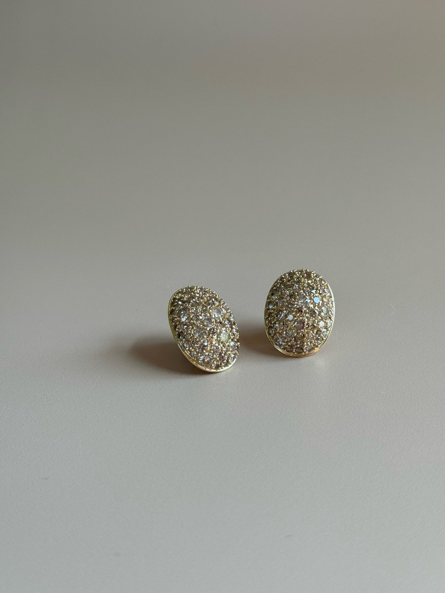 Bubble Studs